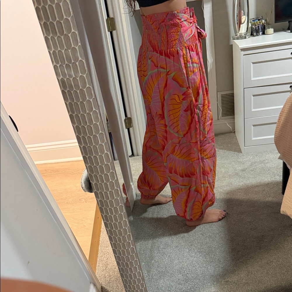 FARM Rio Vibrant Pink and Orange Wide Leg Pants - Picture 2 of 5